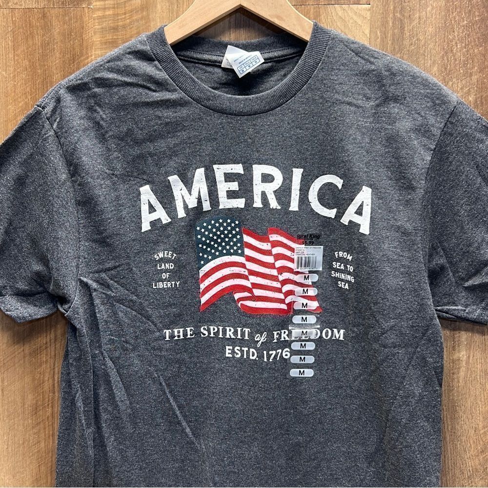 AMERICA T-SHIRT  - Picture 3 of 5